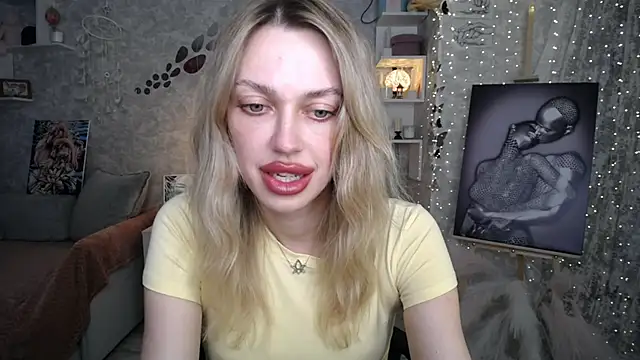 NickyAdamidi live XXX chat