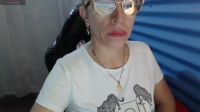 Chayla_Ruiz: απευθείας συνομιλία ΧΧΧ