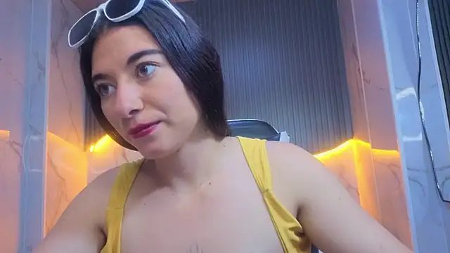 Erika_Suarez_b Live XXX-Chat