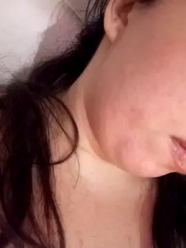 Beerrry Adlı Modelin Canlı XXX Sohbeti
