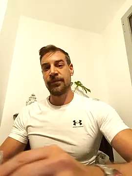 Lambe91's Webcam Show