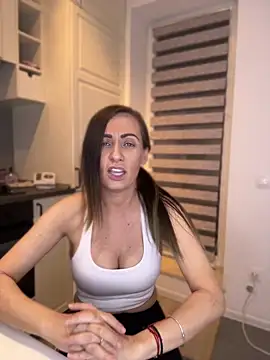 XXX chat uživo modela DivineAmely
