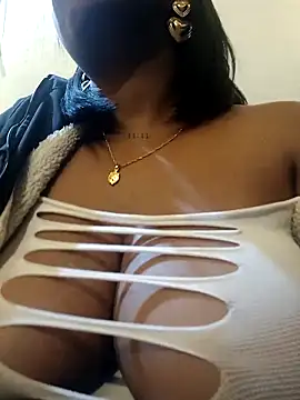 lia_mariana élő XXX-chatje