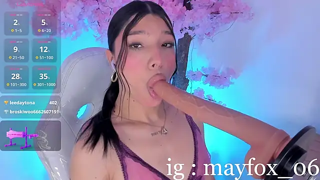 May_Fox_ Chat XXX live