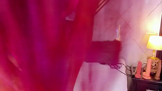 AdharaHills Chat XXX in diretta