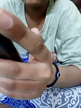 Nupur_69's Live XXX Chat