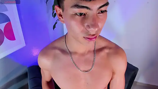 EthanSantori 라이브 XXX 채팅