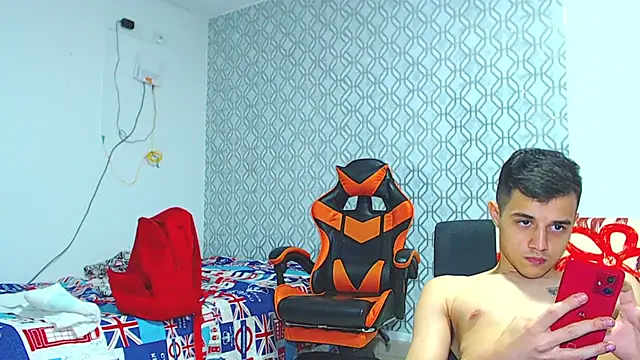 Chat XXX en directo de ADAM_HOT