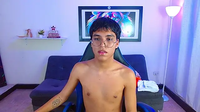 Maecum18 라이브 XXX 채팅