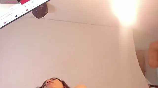 Živý XXX chat lara_murphy