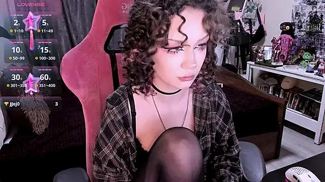 LunarBrood666's Live XXX Chat