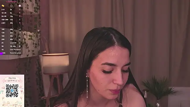 EmmyNoel Chat XXX in diretta
