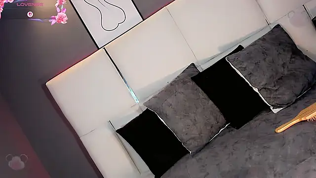 Živý XXX chat Kornylovee