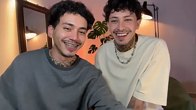 Show de Noah_and_Steven na webcam