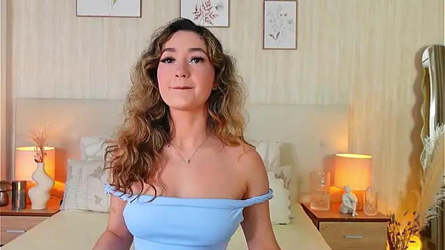 ZamphyraNightt – Naživo XXX chat