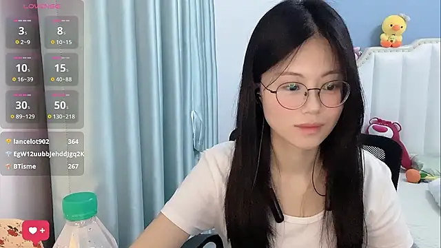 Luna-666 网络视讯表演