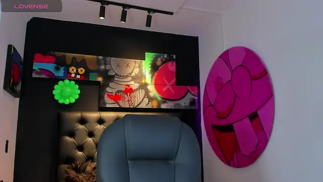 miIa_bratz's Live XXX Chat