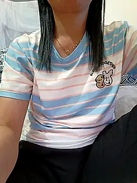 Doremon_95 Adlı Modelin Canlı XXX Sohbeti