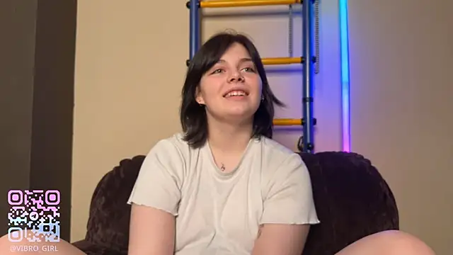 LoveIyBarbie webcam show