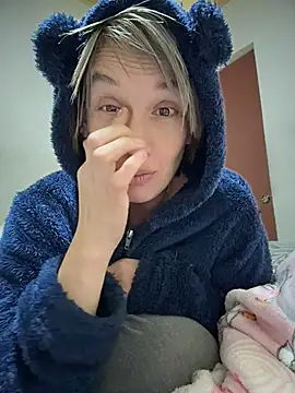 Chat XXX en directo de MARILYNMADELENAKOVANOVA