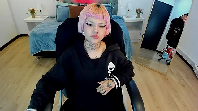 Czat XXX na żywo – Bela_Craxkerr