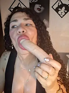 Lina_444 – Naživo XXX chat