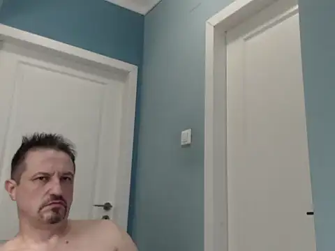 MisterFaithRO Adlı Modelin Web Kamerası Şovu