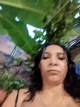 chikivivi-'s Live XXX Chat