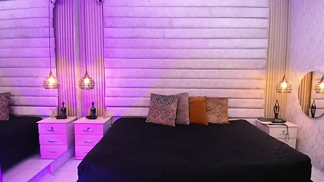 VictoriaaBlair 现场XXX聊天