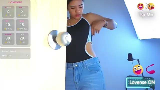 Miagomezx Chat XXX live