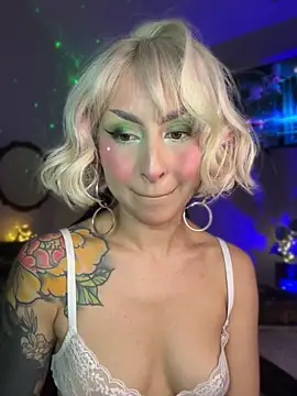 Cinamoonn live XXX chat