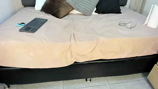 Chat +18 de GabyRouge ao vivo