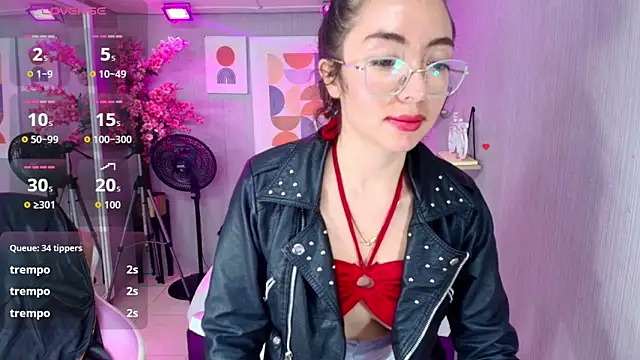 Veronica_miiller: онлайн-секс-чат