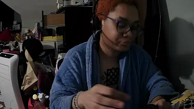 nickytheehawtie 现场XXX聊天