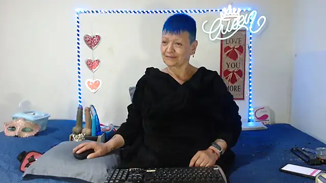 loquitaqueen011 现场XXX聊天
