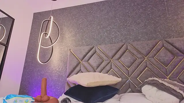 Živý XXX chat Bella-Swant