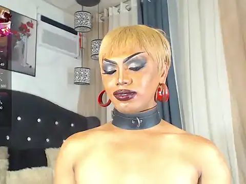 Chat +18 de ButtWhoreBELLA ao vivo