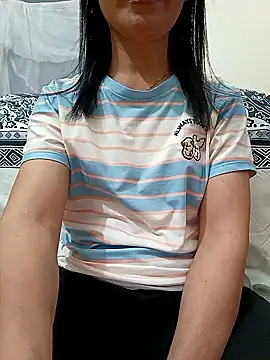 Doremon_95 网络视讯表演