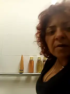 barbiebighornylatina: онлайн-секс-чат