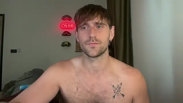lukegunn Pertunjukan Webcam