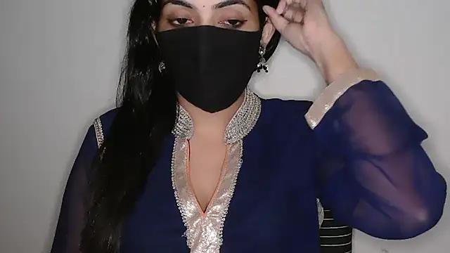 Chat +18 de Reddy_Trisha ao vivo