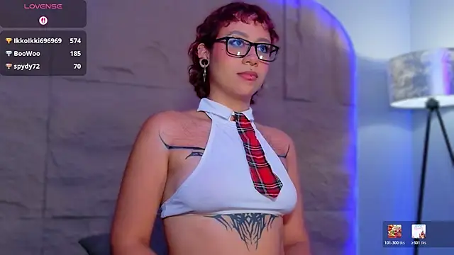 Osiriss_ Chat XXX in diretta