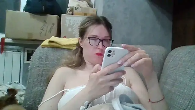 Jugira's Live XXX Chat