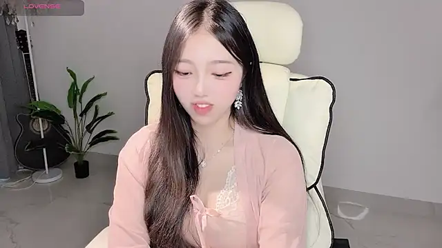 Yukiy8877 在線直播表演