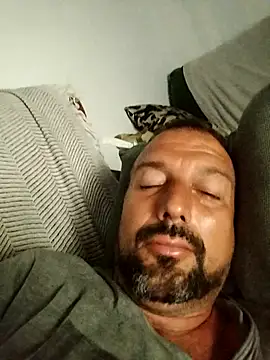 juandi21cm élő XXX-chatje