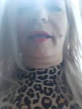 LadyTouch Chat XXX live