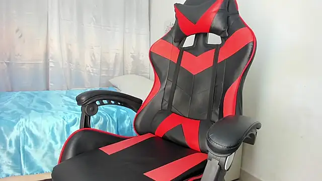 julian_xx's Live XXX Chat
