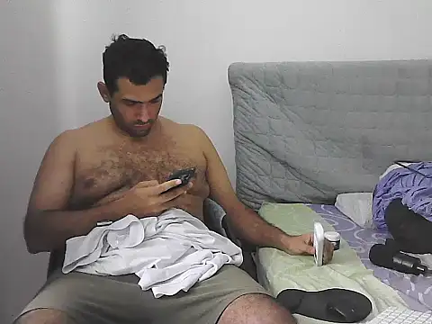 IronSideBear Pertunjukan Webcam