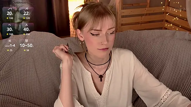 KiraMontoya Adlı Modelin Canlı XXX Sohbeti