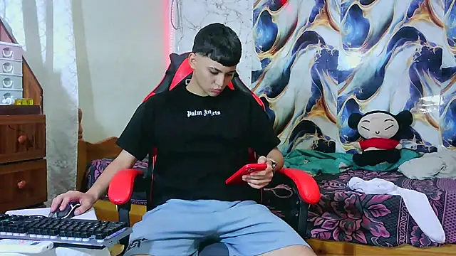 Artursmith's Live XXX Chat